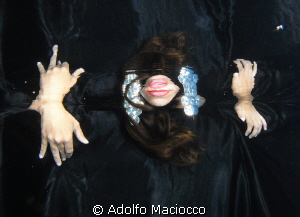 OMG by Adolfo Maciocco 